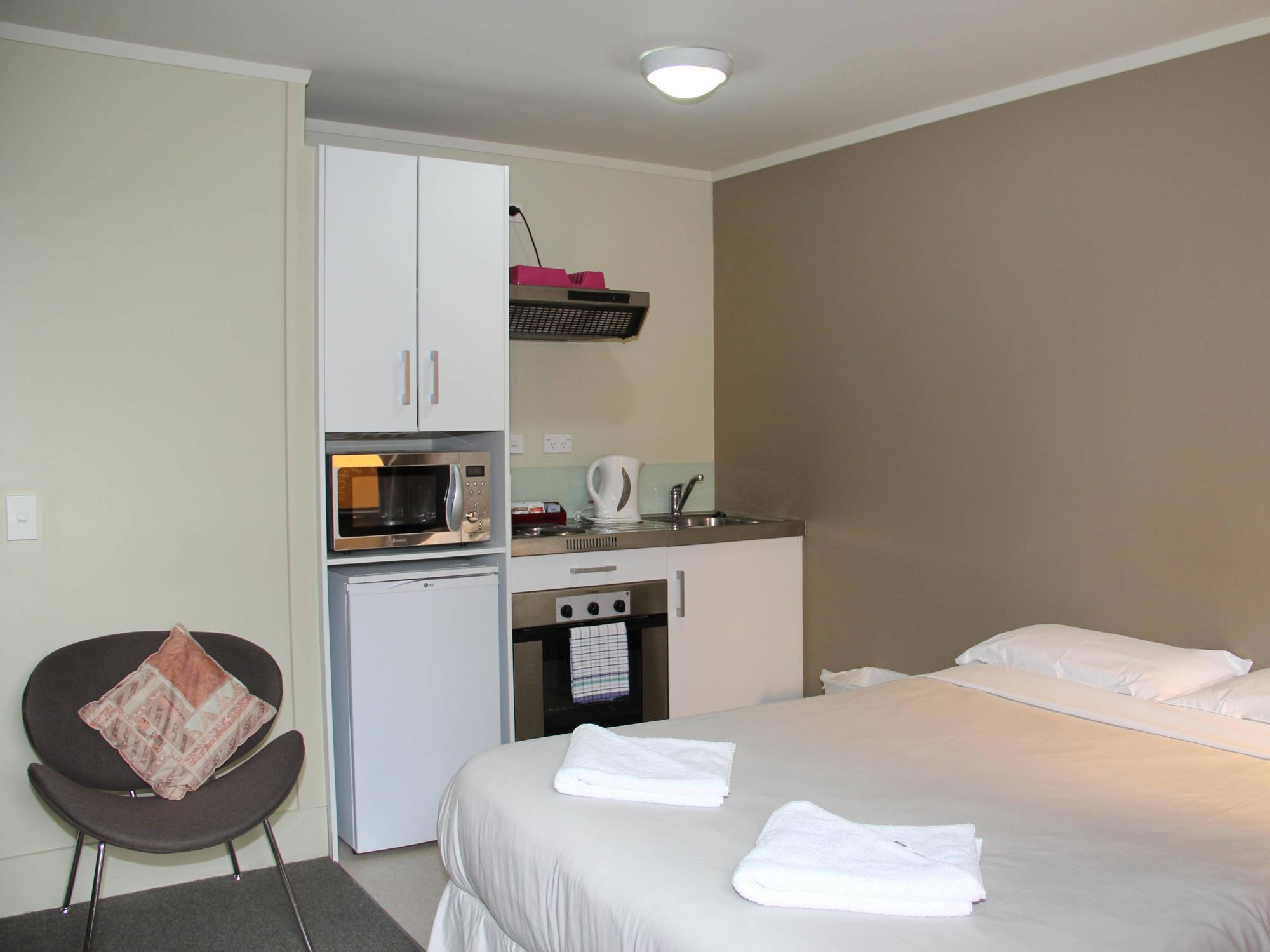 Nikau Apartments Нельсон Екстер'єр фото